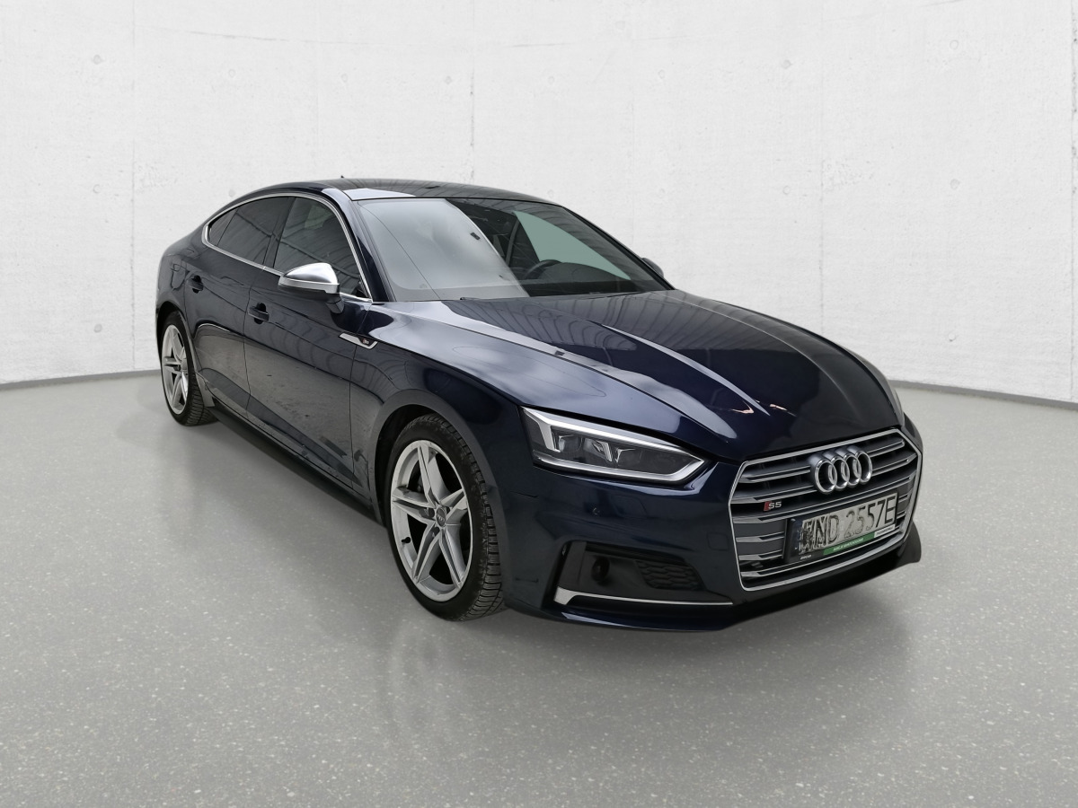PKW AUDI S5 LIFTBACK: das Bild 1