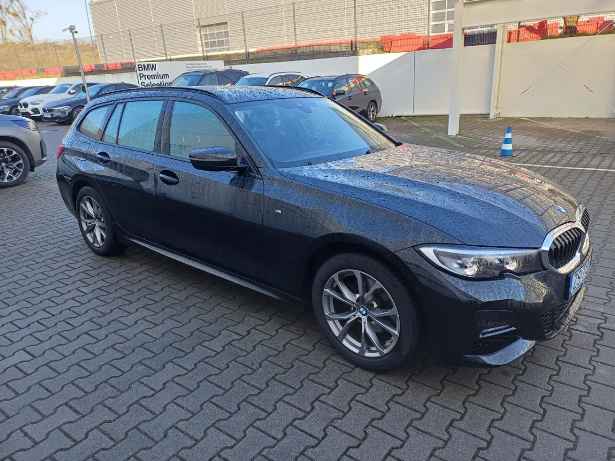 BMW 320D XDRIVE KOMBI - PKW: das Bild 1 BMW 320D XDRIVE KOMBI - PKW: das Bild 1