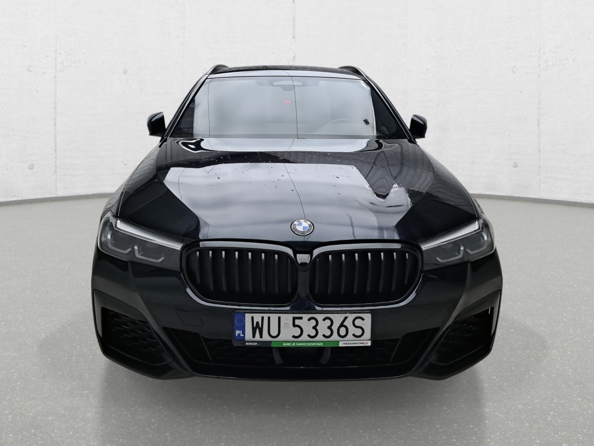 BMW 520D XDRIVE KOMBI - PKW: das Bild 3 BMW 520D XDRIVE KOMBI - PKW: das Bild 3