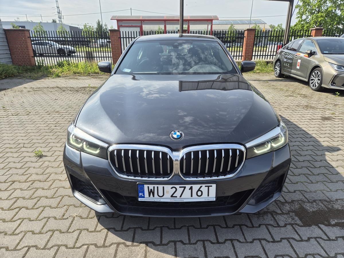 BMW 520D XDRIVE SEDAN - Limousine: das Bild 3 BMW 520D XDRIVE SEDAN - Limousine: das Bild 3