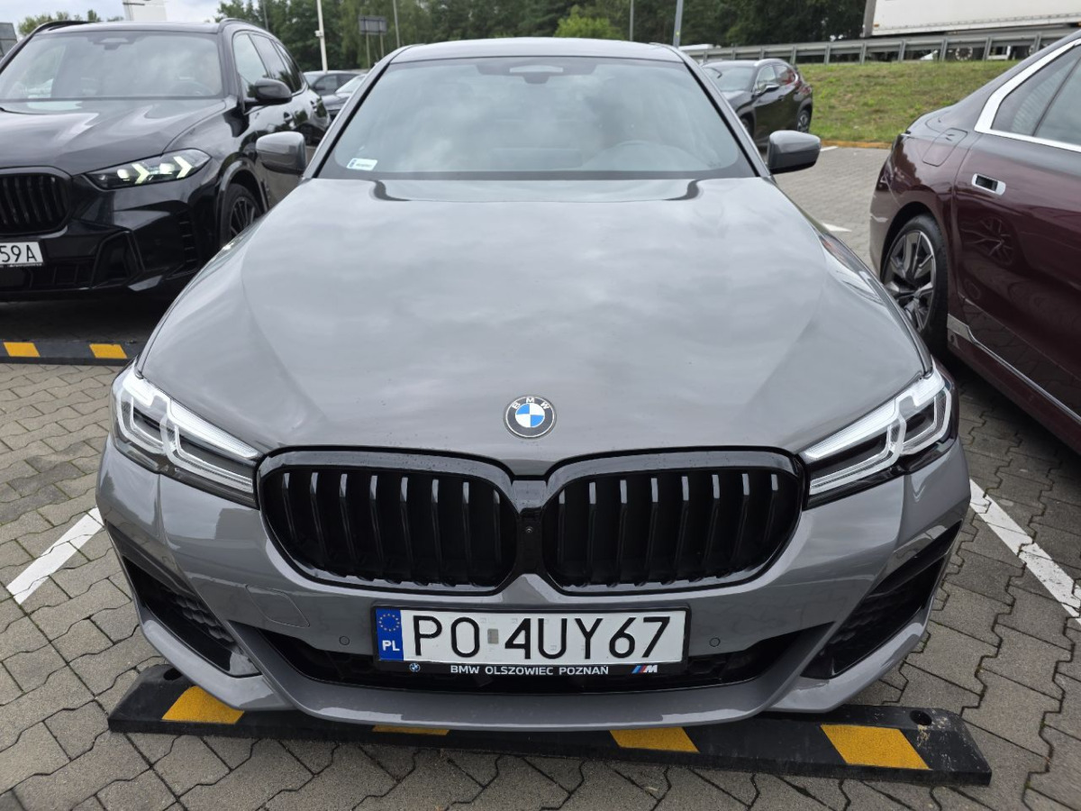 BMW 530e xDrive M Sport SEDAN - Limousine: das Bild 5 BMW 530e xDrive M Sport SEDAN - Limousine: das Bild 5