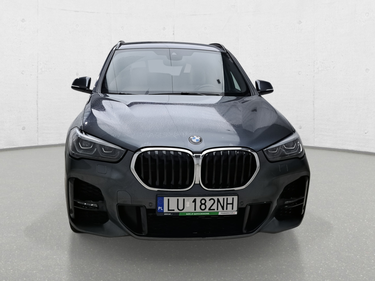 BMW X1 SDRIVE18I SUV - SUV/ Geländewagen: das Bild 3 BMW X1 SDRIVE18I SUV - SUV/ Geländewagen: das Bild 3