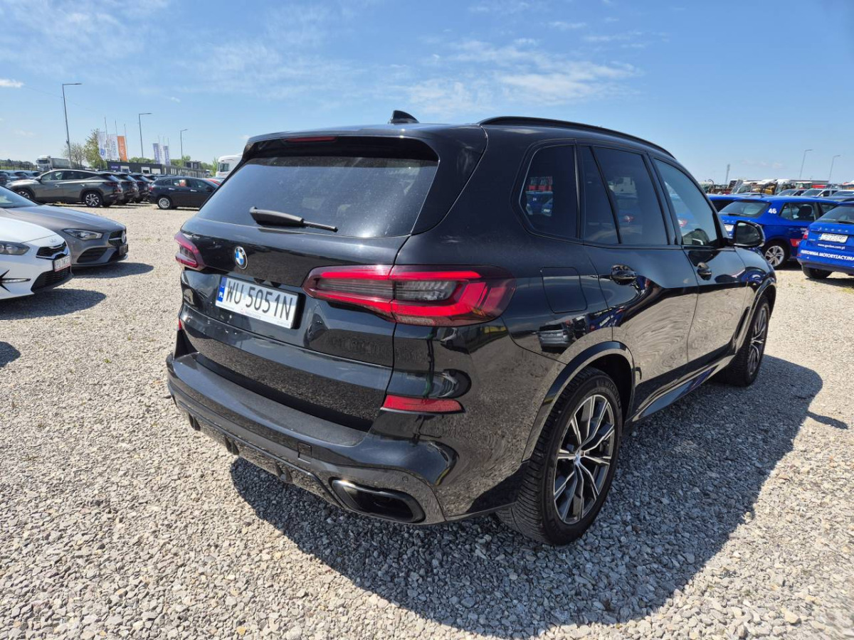 BMW X5 M50I SUV - SUV/ Geländewagen: das Bild 4 BMW X5 M50I SUV - SUV/ Geländewagen: das Bild 4