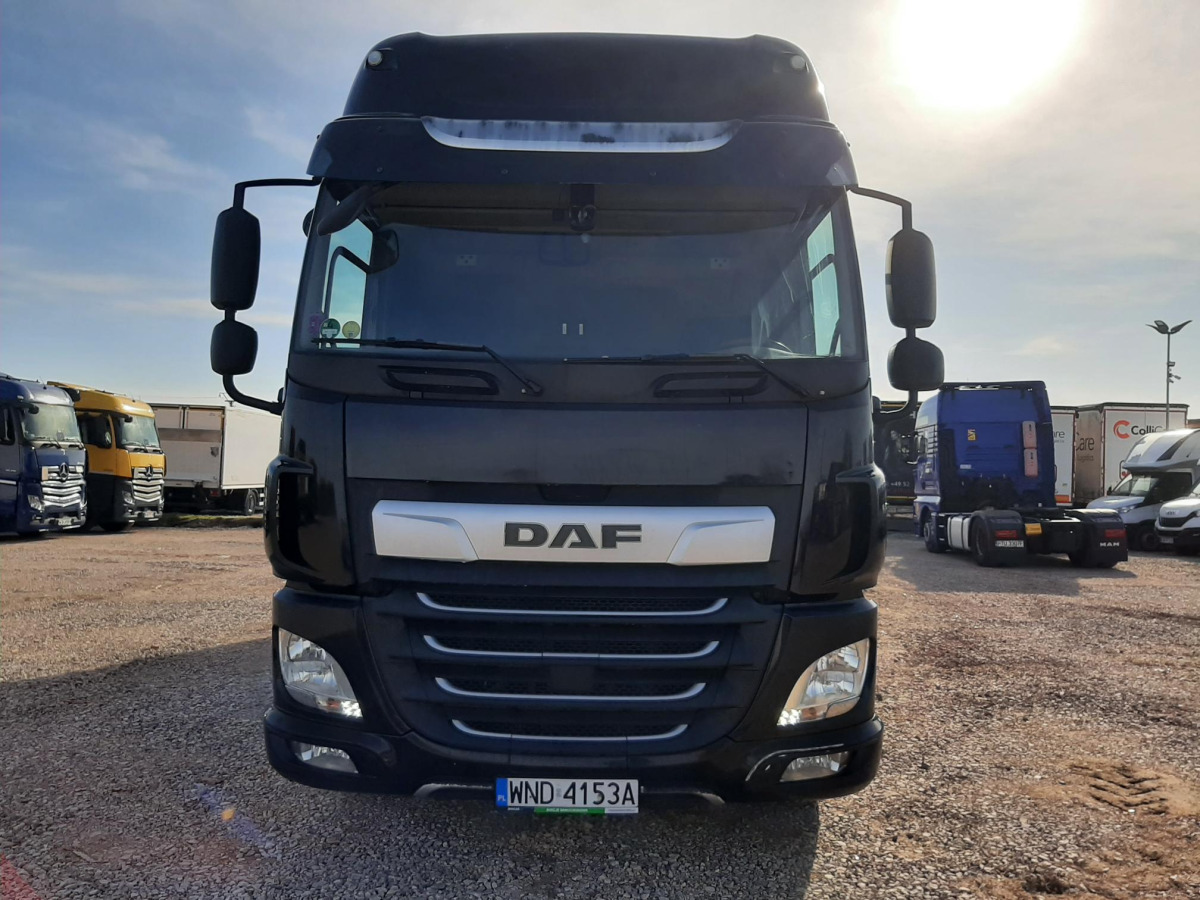 DAF CF 320 FA/ZSP SOLÓWKA - Plane LKW: das Bild 3 DAF CF 320 FA/ZSP SOLÓWKA - Plane LKW: das Bild 3