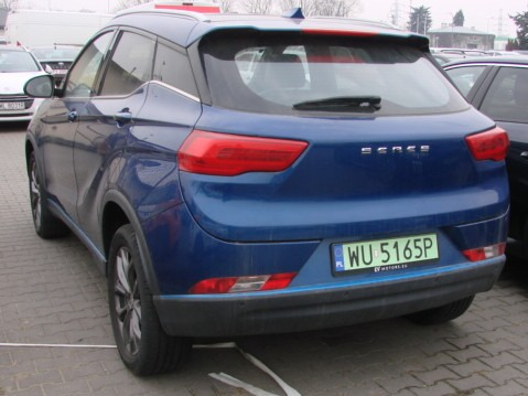 DFSK SERES 3 SUV - SUV/ Geländewagen: das Bild 4 DFSK SERES 3 SUV - SUV/ Geländewagen: das Bild 4