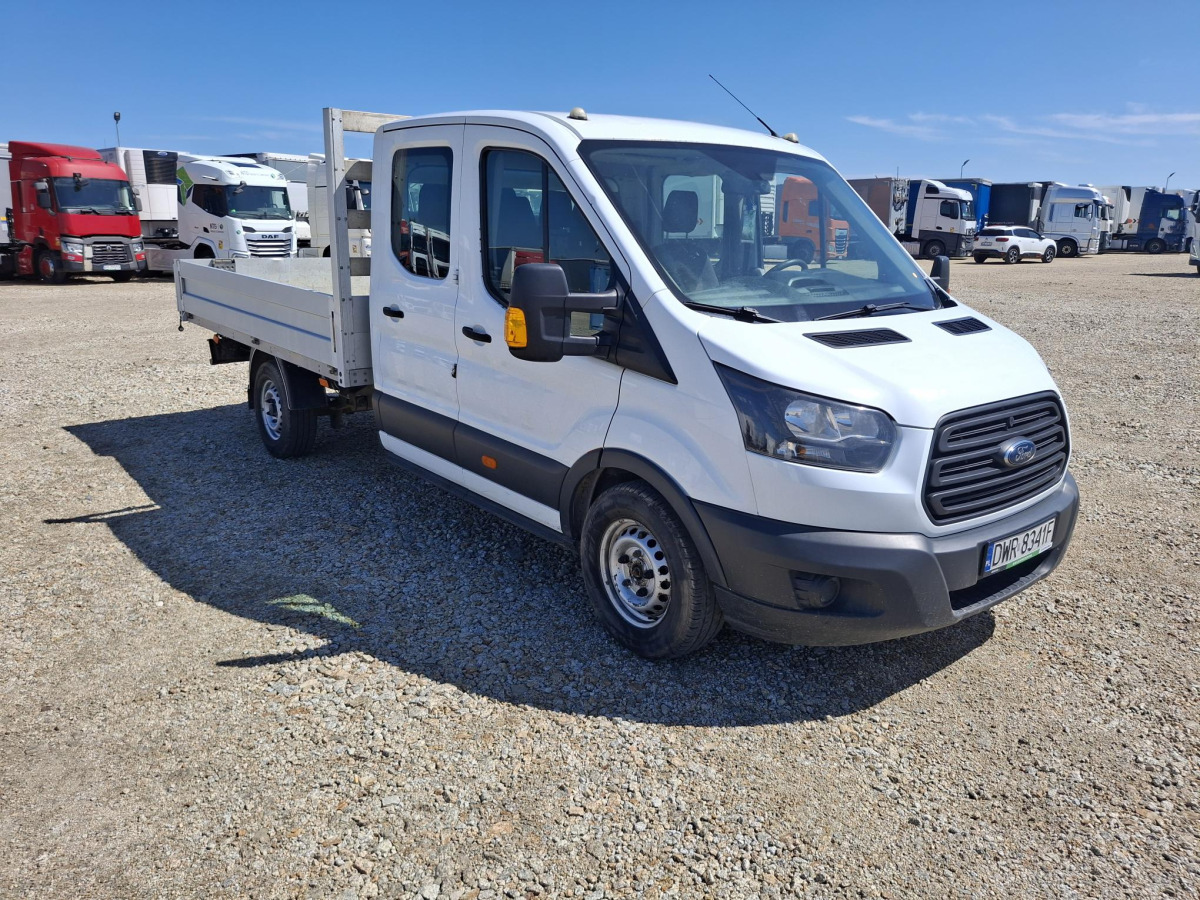FORD TRANSIT DOKA - Transporter mit Doppelkabine: das Bild 1 FORD TRANSIT DOKA - Transporter mit Doppelkabine: das Bild 1