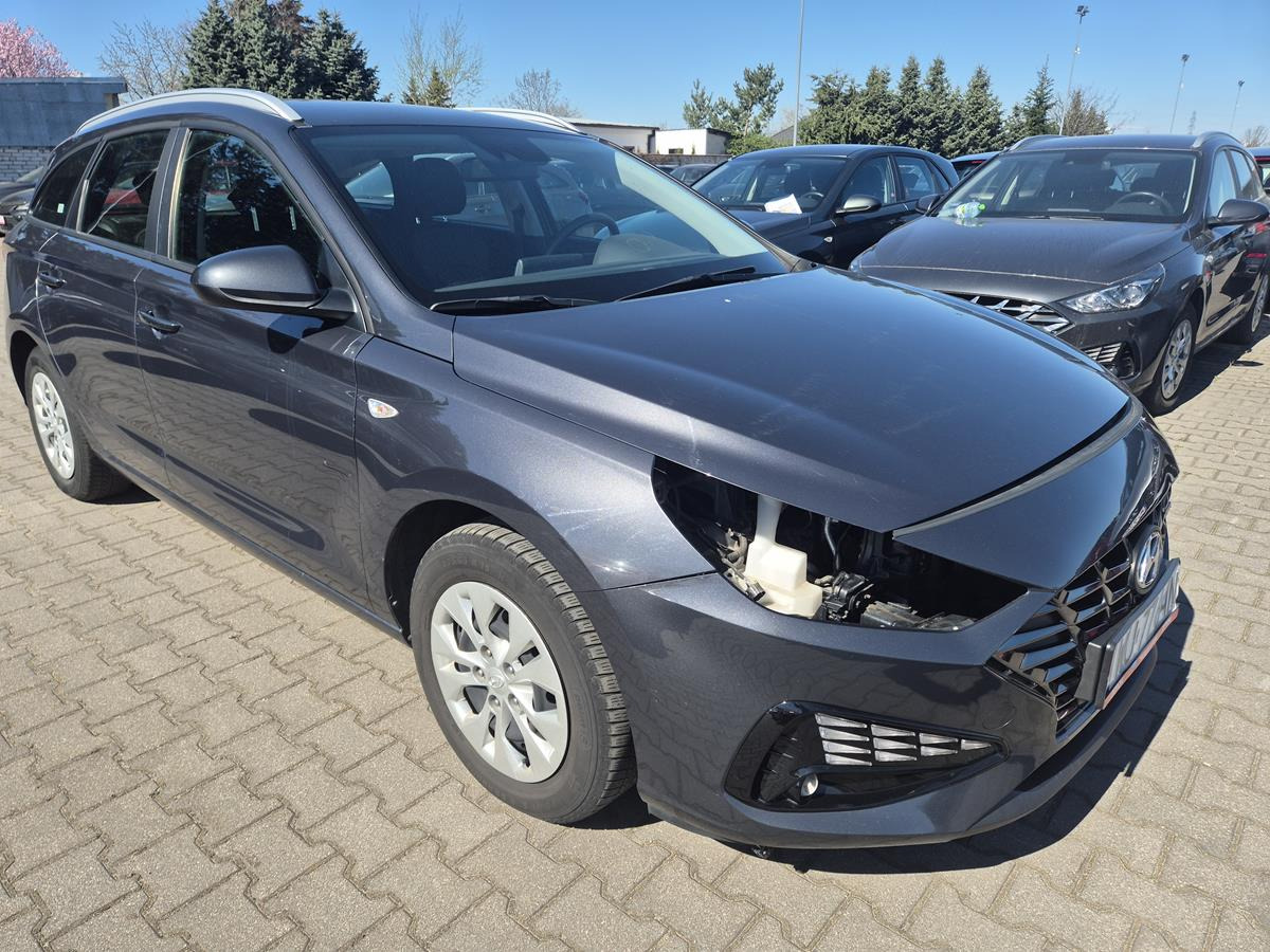 PKW HYUNDAI I30 KOMBI: das Bild 1