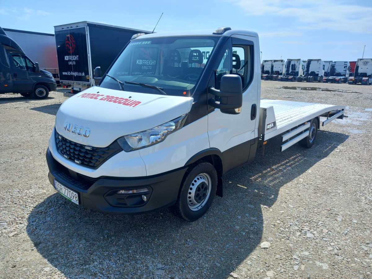 IVECO DAILY 35S18 3.0 AUTOLAWETA - Abschleppwagen: das Bild 2 IVECO DAILY 35S18 3.0 AUTOLAWETA - Abschleppwagen: das Bild 2