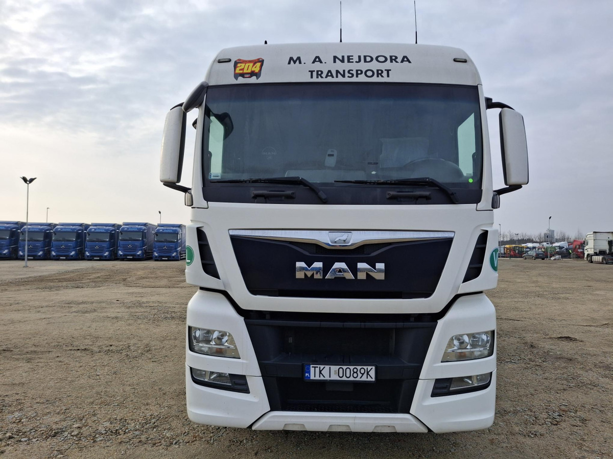 MAN TGX 18.400 SOLÓWKA - Plane LKW: das Bild 3 MAN TGX 18.400 SOLÓWKA - Plane LKW: das Bild 3