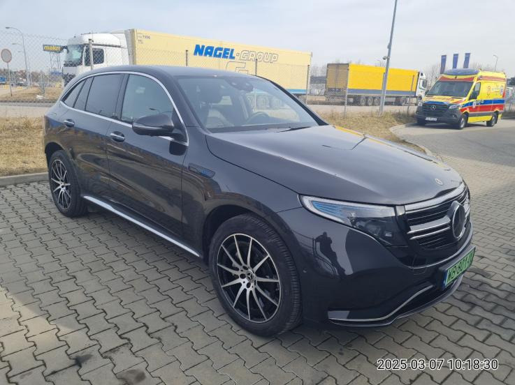 MERCEDES BENZ EQC 400 4MATIC SUV - SUV/ Geländewagen: das Bild 1 MERCEDES BENZ EQC 400 4MATIC SUV - SUV/ Geländewagen: das Bild 1