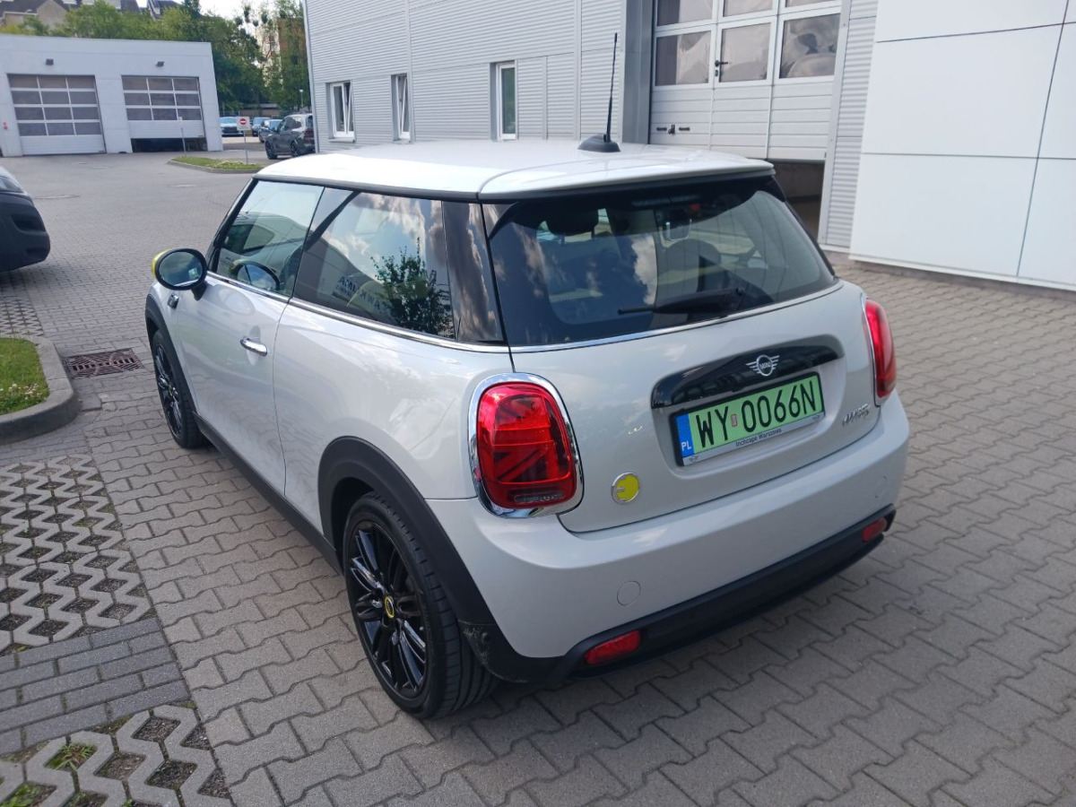MINI Cooper SE Classic Trim HATCHBACK - Schrägheck: das Bild 4 MINI Cooper SE Classic Trim HATCHBACK - Schrägheck: das Bild 4