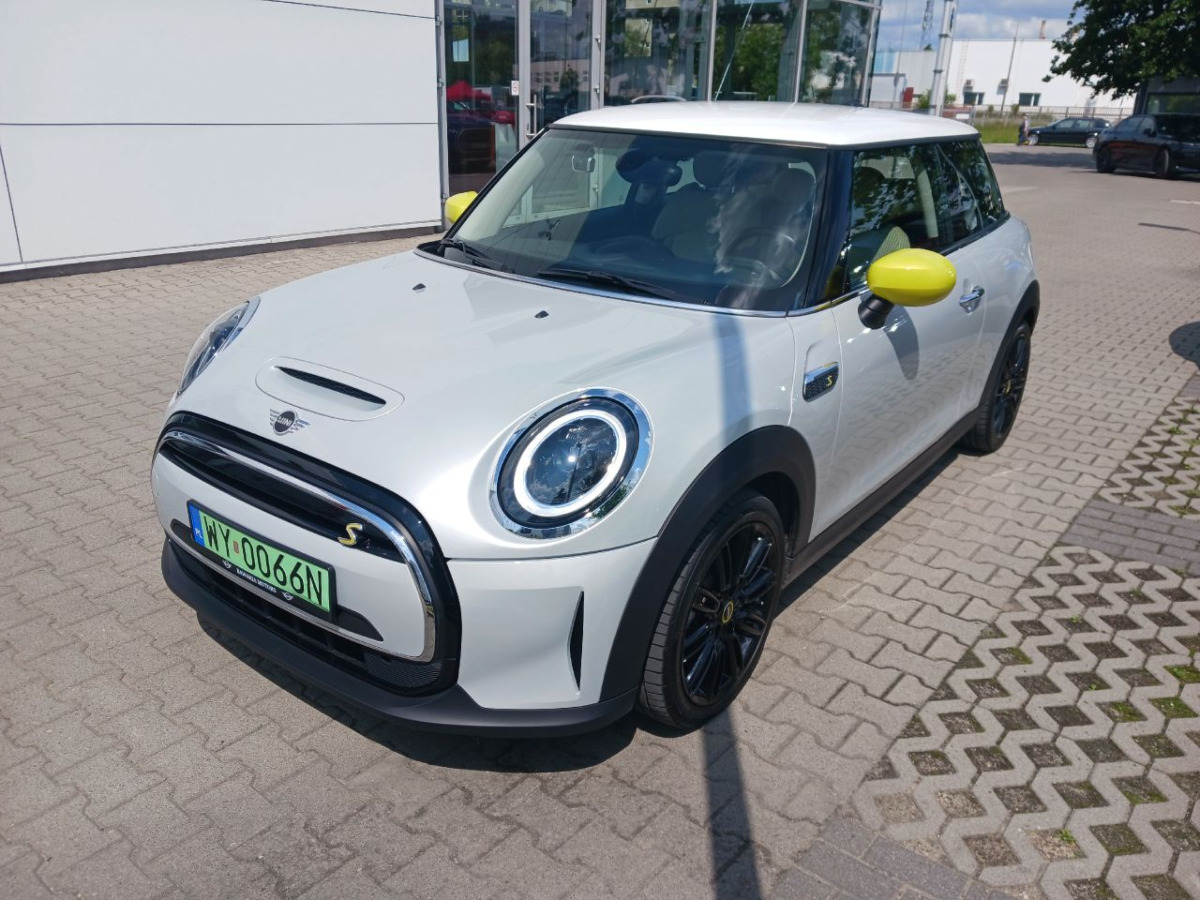 MINI Cooper SE Classic Trim HATCHBACK - Schrägheck: das Bild 2 MINI Cooper SE Classic Trim HATCHBACK - Schrägheck: das Bild 2