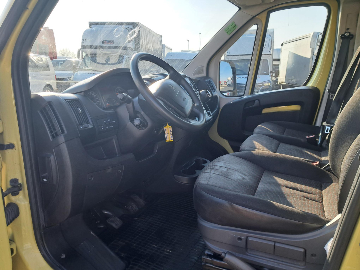Kastenwagen PEUGEOT BOXER FURGON BLASZAK: das Bild 9