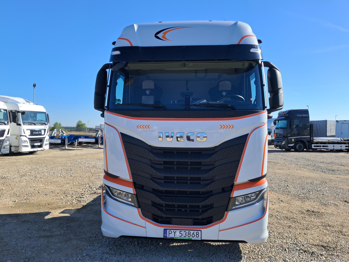IVECO AS440ST/FP LT LNG CIĄGNIK SIODŁOWY - Sattelzugmaschine: das Bild 2 IVECO AS440ST/FP LT LNG CIĄGNIK SIODŁOWY - Sattelzugmaschine: das Bild 2