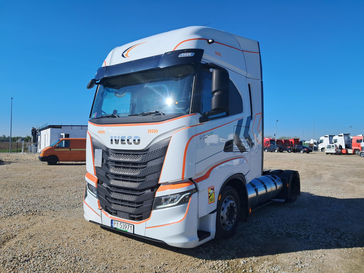 IVECO AS440ST/FP LT LNG CIĄGNIK SIODŁOWY - Sattelzugmaschine: das Bild 3 IVECO AS440ST/FP LT LNG CIĄGNIK SIODŁOWY - Sattelzugmaschine: das Bild 3