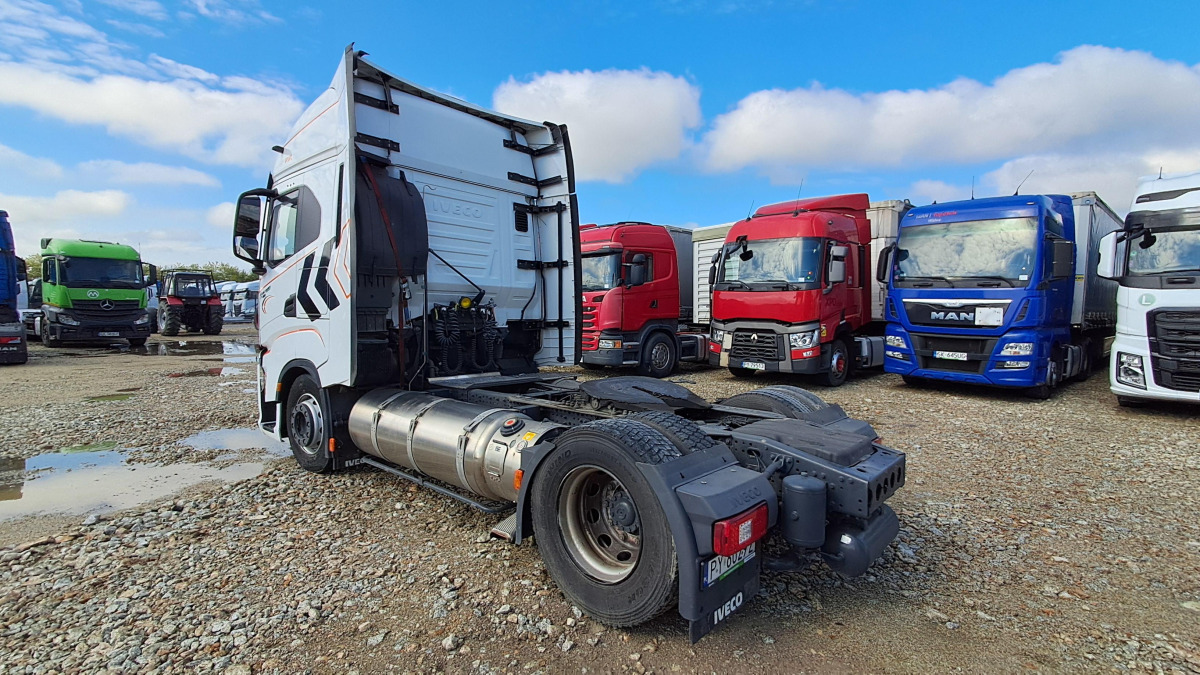 IVECO AS440ST/FP LT LNG CIĄGNIK SIODŁOWY - Sattelzugmaschine: das Bild 5 IVECO AS440ST/FP LT LNG CIĄGNIK SIODŁOWY - Sattelzugmaschine: das Bild 5
