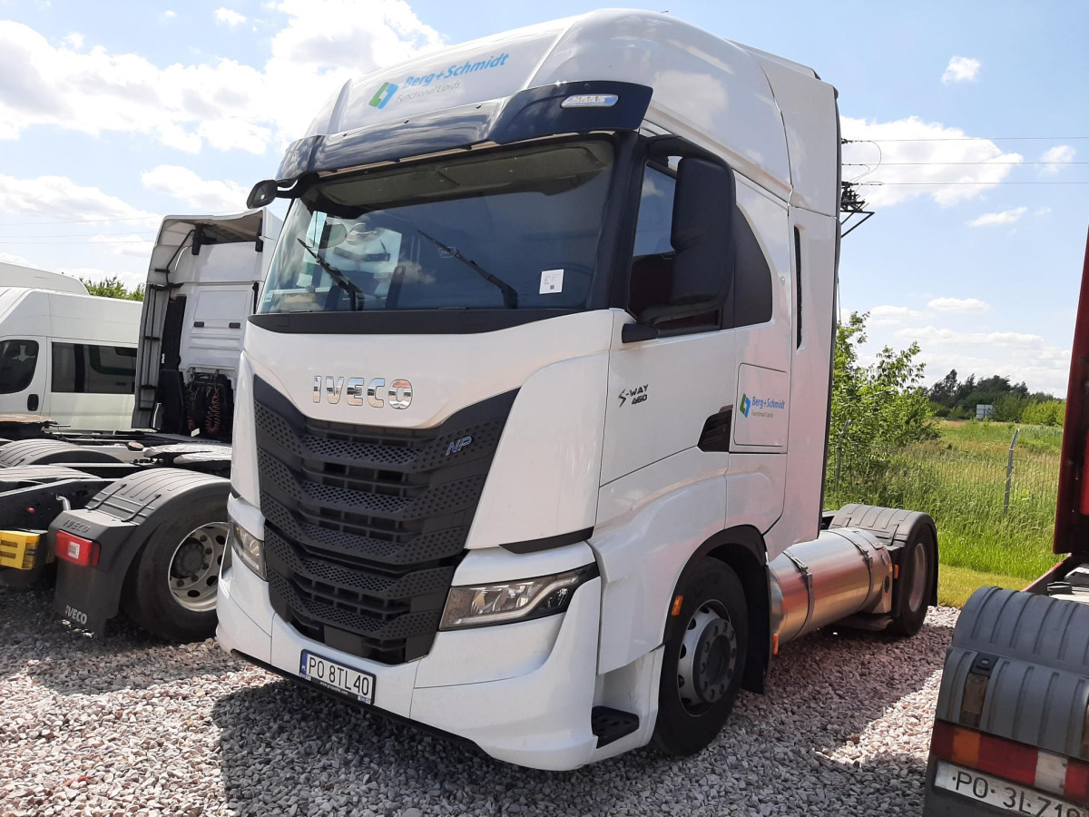 IVECO S-WAY CIĄGNIK SIODŁOWY - Sattelzugmaschine: das Bild 2 IVECO S-WAY CIĄGNIK SIODŁOWY - Sattelzugmaschine: das Bild 2