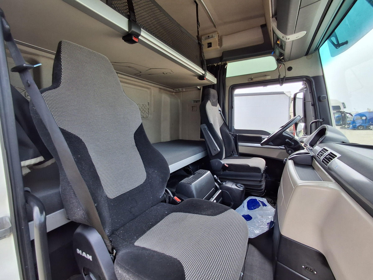 Sattelzugmaschine MAN TGX 18.500 4X2 BLS CIĄGNIK SIODŁOWY: das Bild 11