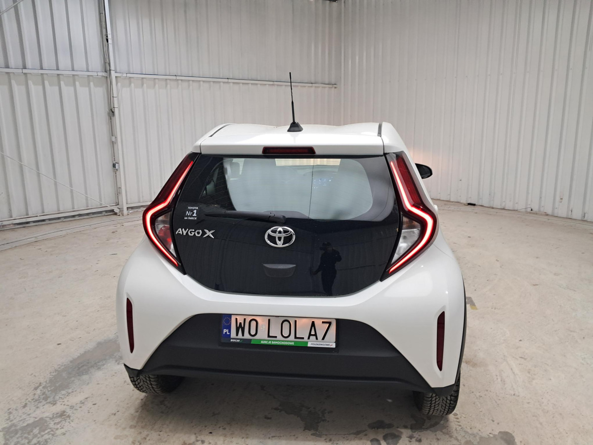 TOYOTA TOYOTA AYGO X HATCHBACK - PKW: das Bild 5 TOYOTA TOYOTA AYGO X HATCHBACK - PKW: das Bild 5