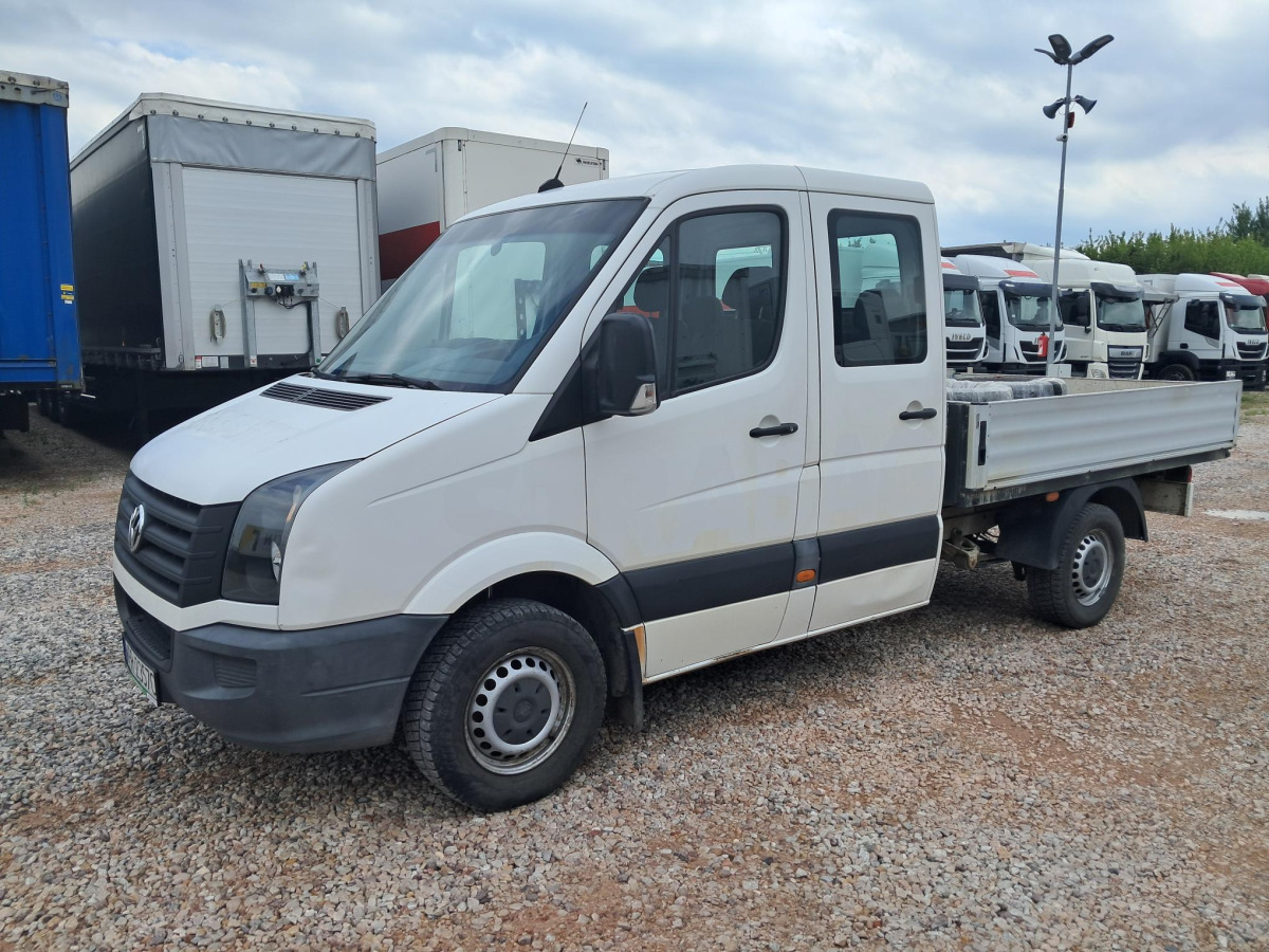 VOLKSWAGEN CRAFTER DOKA - Transporter mit Doppelkabine: das Bild 2 VOLKSWAGEN CRAFTER DOKA - Transporter mit Doppelkabine: das Bild 2