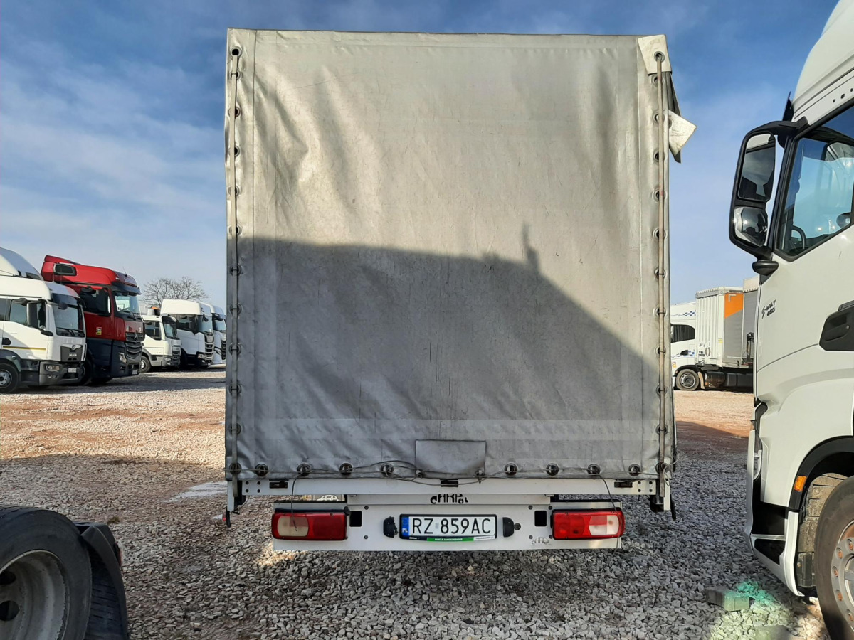 VOLKSWAGEN CRAFTER PLANDEKA - Planen Transporter: das Bild 4 VOLKSWAGEN CRAFTER PLANDEKA - Planen Transporter: das Bild 4