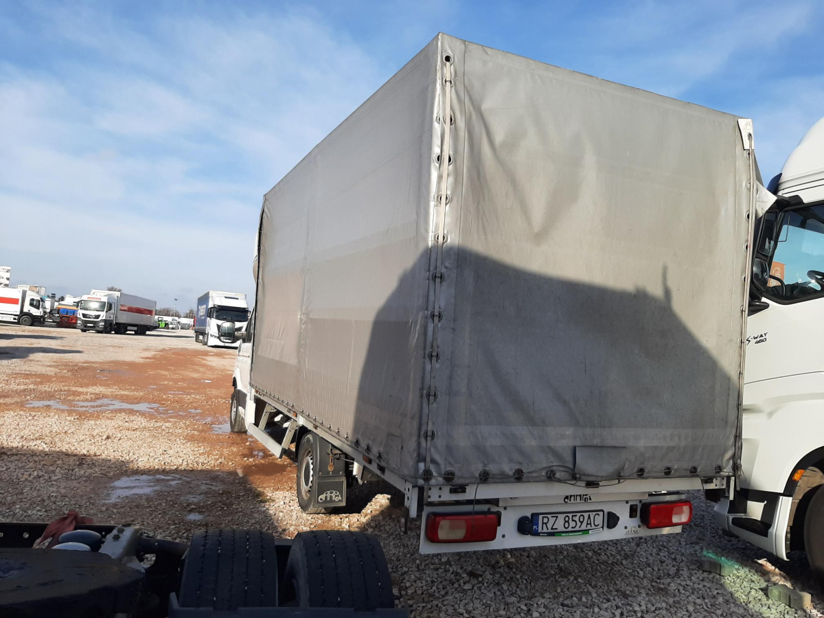 VOLKSWAGEN CRAFTER PLANDEKA - Planen Transporter: das Bild 5 VOLKSWAGEN CRAFTER PLANDEKA - Planen Transporter: das Bild 5