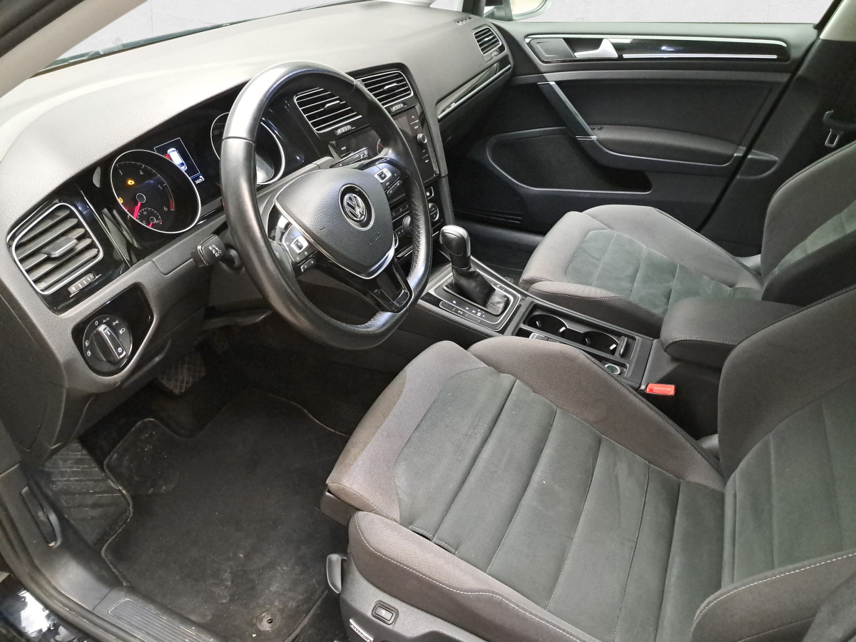 PKW VOLKSWAGEN GOLF KOMBI: das Bild 12