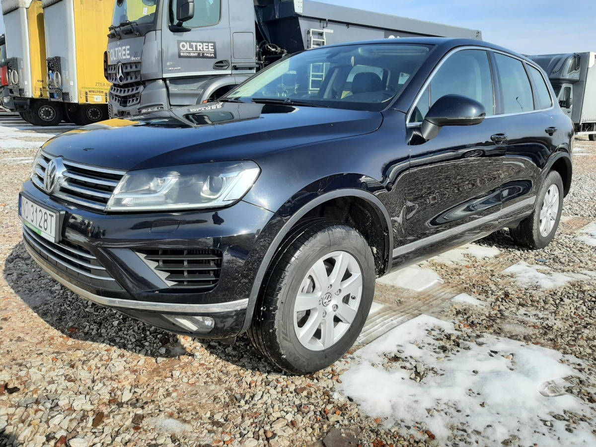 VOLKSWAGEN TOUAREG SUV - SUV/ Geländewagen: das Bild 3 VOLKSWAGEN TOUAREG SUV - SUV/ Geländewagen: das Bild 3