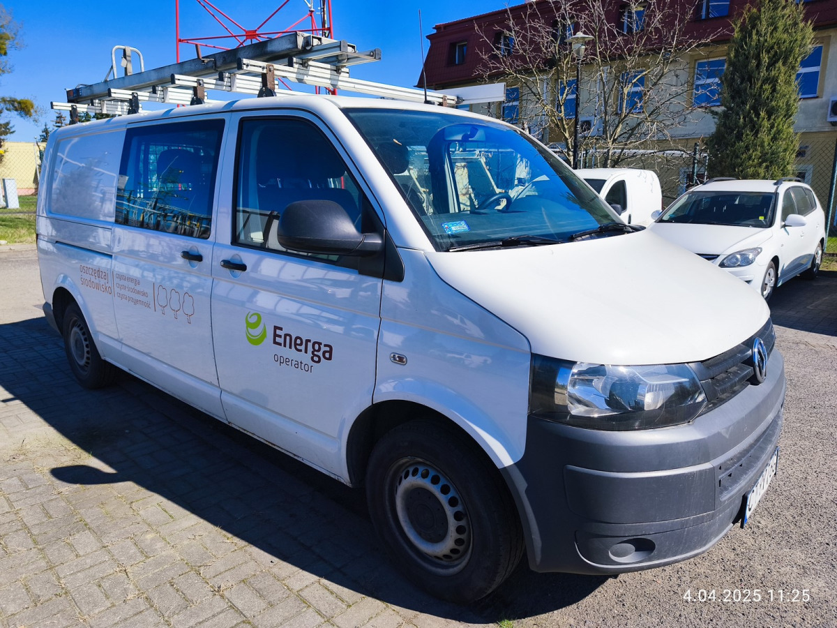 VOLKSWAGEN TRANSPORTER BRYGADÓWKA - Transporter mit Doppelkabine: das Bild 1 VOLKSWAGEN TRANSPORTER BRYGADÓWKA - Transporter mit Doppelkabine: das Bild 1