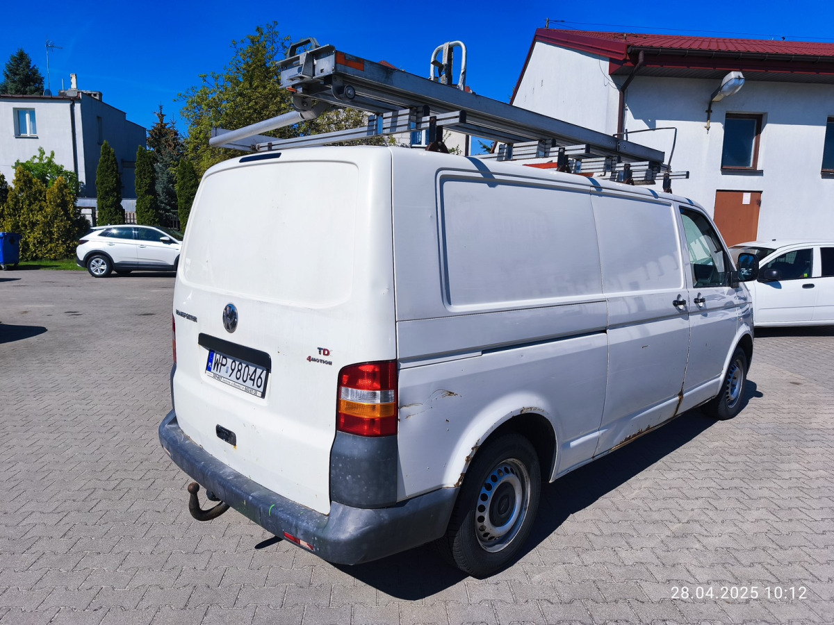 VOLKSWAGEN TRANSPORTER FURGON BLASZAK - Kastenwagen: das Bild 4 VOLKSWAGEN TRANSPORTER FURGON BLASZAK - Kastenwagen: das Bild 4