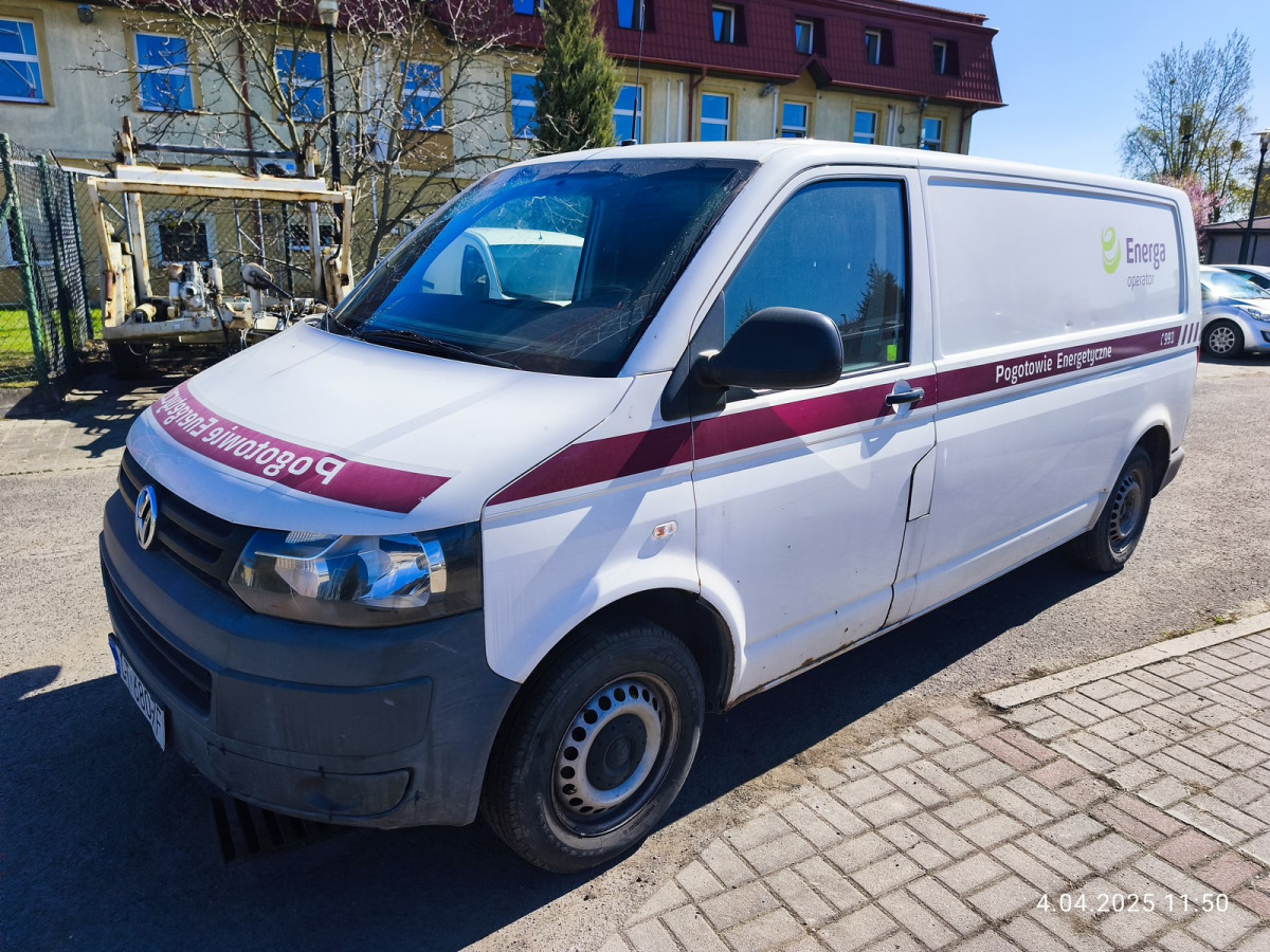 VOLKSWAGEN TRANSPORTER FURGON BLASZAK - Kastenwagen: das Bild 2 VOLKSWAGEN TRANSPORTER FURGON BLASZAK - Kastenwagen: das Bild 2
