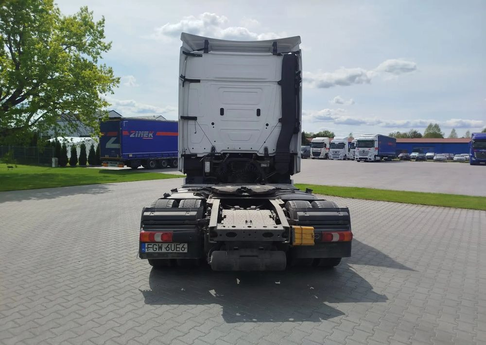 Mercedes-Benz Actros 1845 LSnRL - Sattelzugmaschine: das Bild 3 Mercedes-Benz Actros 1845 LSnRL - Sattelzugmaschine: das Bild 3