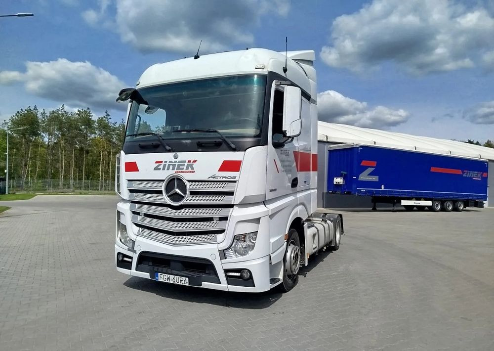 Mercedes-Benz Actros 1845 LSnRL - Sattelzugmaschine: das Bild 1 Mercedes-Benz Actros 1845 LSnRL - Sattelzugmaschine: das Bild 1