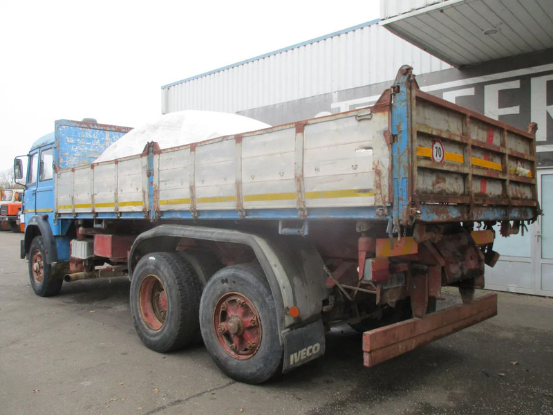 Iveco 190-30 , Manual , V8 , 3 way tipper , Spring suspension , 6x2 - Kipper: das Bild 5 Iveco 190-30 , Manual , V8 , 3 way tipper , Spring suspension , 6x2 - Kipper: das Bild 5