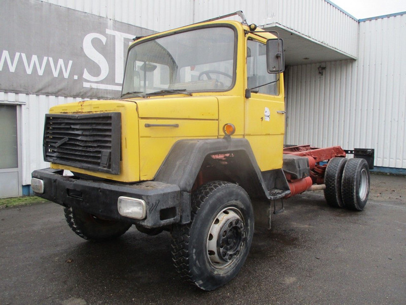 Iveco Magirus 170D 15, 4x4, V6 , Manual , Spring Susp. - Fahrgestell LKW: das Bild 1 Iveco Magirus 170D 15, 4x4, V6 , Manual , Spring Susp. - Fahrgestell LKW: das Bild 1