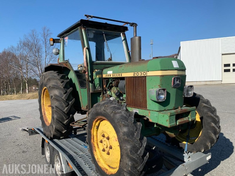 1979 John Deere 2030 med 4 hjulstrekk - Traktor: das Bild 2 1979 John Deere 2030 med 4 hjulstrekk - Traktor: das Bild 2