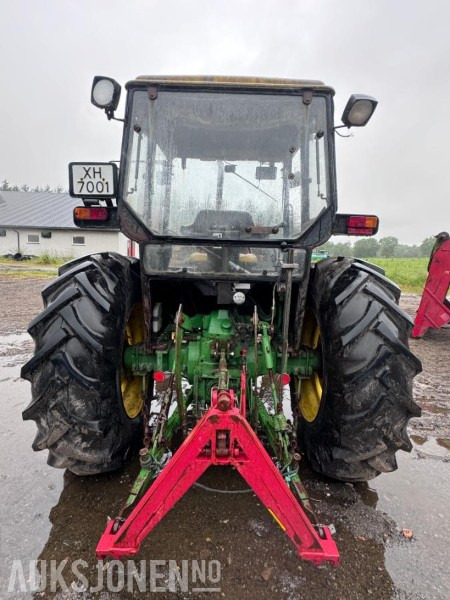 1988 John Deere 1950 POWER SYNCHRON med toppstag og triangelfeste - Traktor: das Bild 5 1988 John Deere 1950 POWER SYNCHRON med toppstag og triangelfeste - Traktor: das Bild 5