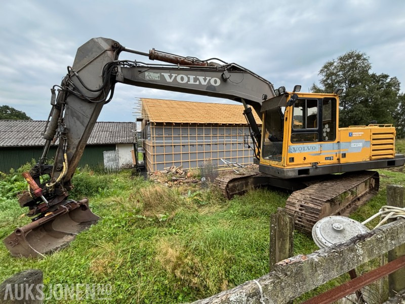 1997 Volvo EC230B Åkerman KM01 Feste 3 Skuffer 1 Klype - Bagger: das Bild 1 1997 Volvo EC230B Åkerman KM01 Feste 3 Skuffer 1 Klype - Bagger: das Bild 1