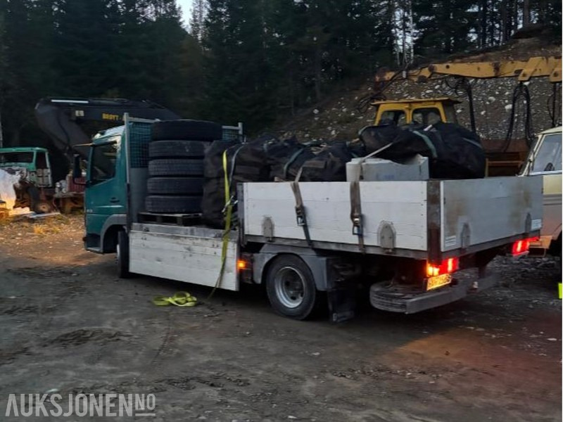 1998 Mercedes-Benz Atego 815/36 - Pritsche LKW: das Bild 4 1998 Mercedes-Benz Atego 815/36 - Pritsche LKW: das Bild 4