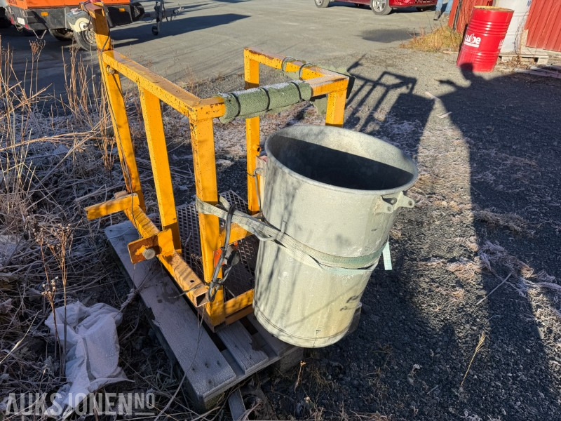 2000 Arbeidsvogn til pickup/liten lastebil - Baugeräte: das Bild 3 2000 Arbeidsvogn til pickup/liten lastebil - Baugeräte: das Bild 3