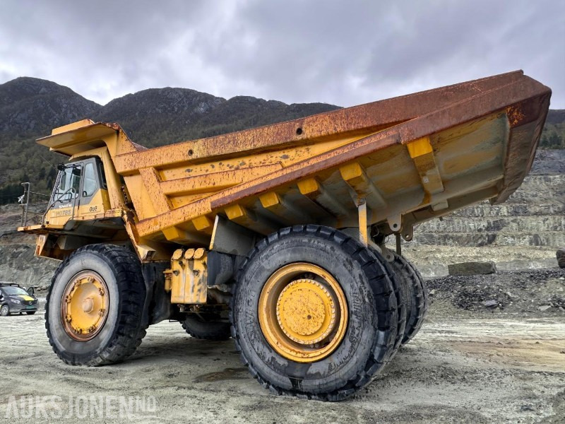 2001 Komatsu HD 785-5 Tipptruck - Muldenkipper/ Dumper: das Bild 3 2001 Komatsu HD 785-5 Tipptruck - Muldenkipper/ Dumper: das Bild 3