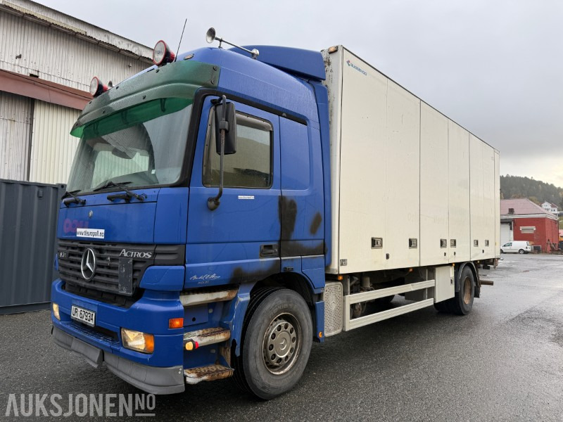 2003 Mercedes-Benz 1831L/60 4X2 - Koffer LKW: das Bild 1 2003 Mercedes-Benz 1831L/60 4X2 - Koffer LKW: das Bild 1
