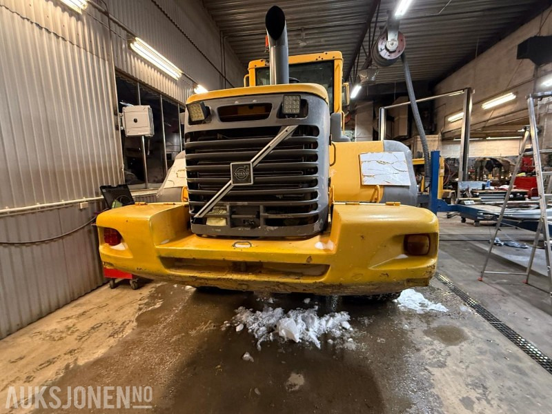 2006 Volvo L120E Hjullaster - Skuff - Vekt - S.smøring - 12500T - Radlader: das Bild 4 2006 Volvo L120E Hjullaster - Skuff - Vekt - S.smøring - 12500T - Radlader: das Bild 4