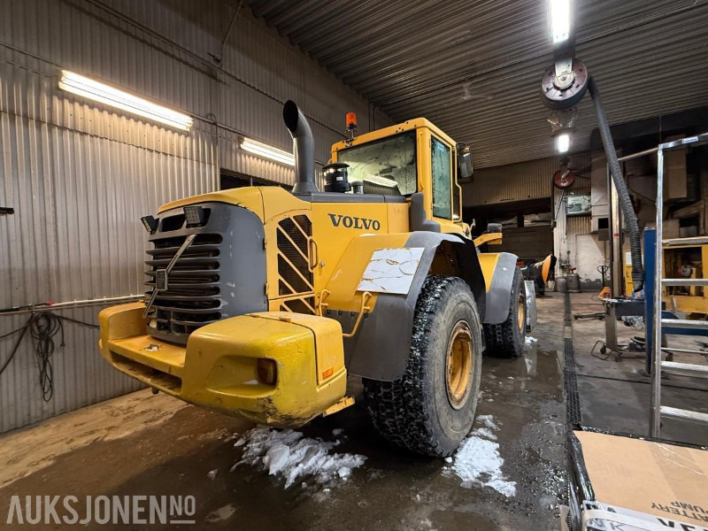 2006 Volvo L120E Hjullaster - Skuff - Vekt - S.smøring - 12500T - Radlader: das Bild 5 2006 Volvo L120E Hjullaster - Skuff - Vekt - S.smøring - 12500T - Radlader: das Bild 5