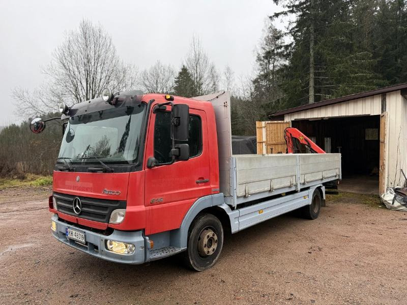 2007 Mercedes-Benz 818 planbil med kran / Nylig EU-godkjent - Pritsche LKW: das Bild 1 2007 Mercedes-Benz 818 planbil med kran / Nylig EU-godkjent - Pritsche LKW: das Bild 1
