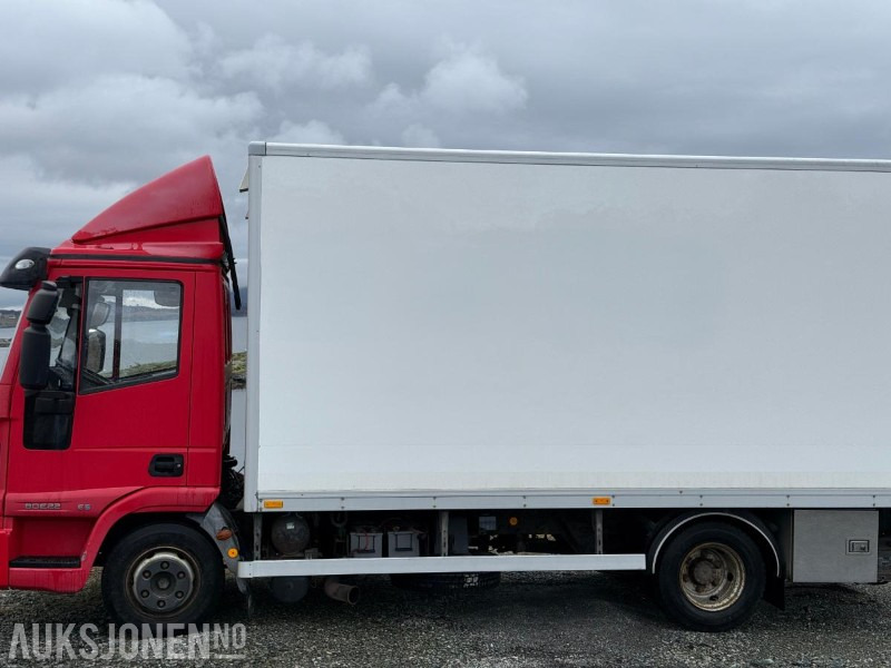 2008 Iveco Eurocargo 80E22 SKAPBIL MED ZEPRO LIFT - Koffer LKW: das Bild 3 2008 Iveco Eurocargo 80E22 SKAPBIL MED ZEPRO LIFT - Koffer LKW: das Bild 3
