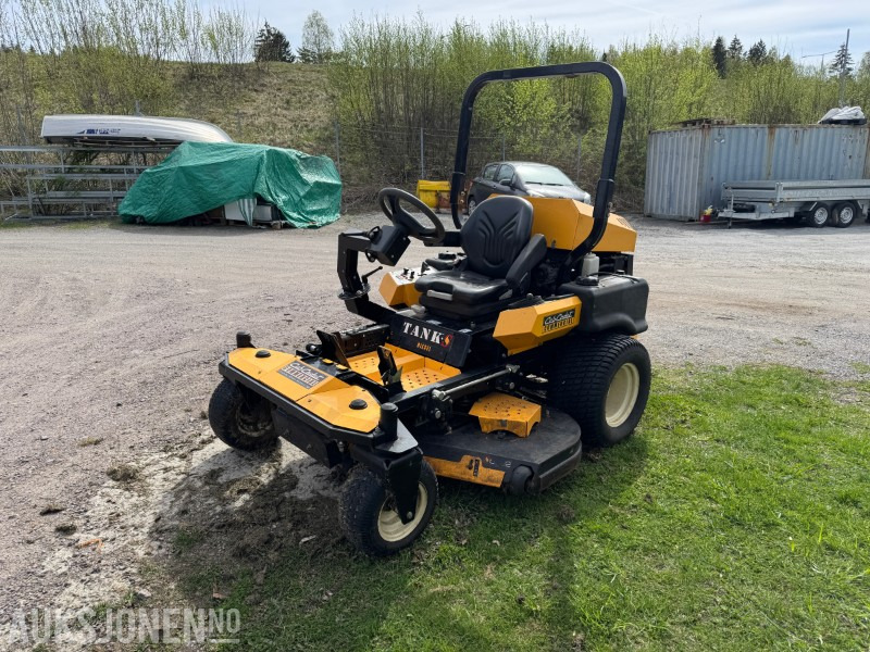 Baugeräte 2009 Cub Cadet TANK S 60 – Diesel - Zero-Turn Gressklipper – Reparasjonsobjekt: das Bild 1