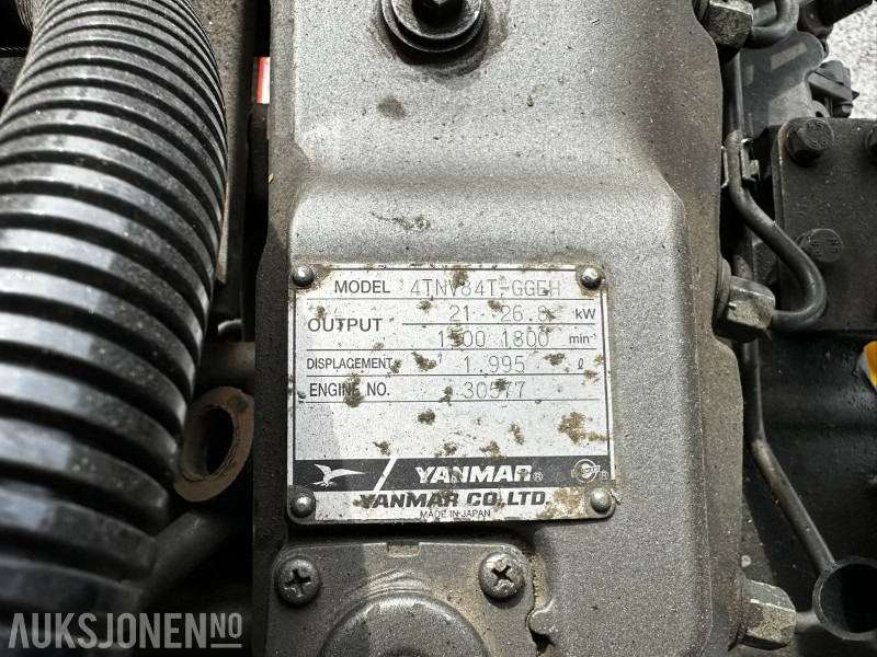 2010 Yanmar 4TNV84T-GGEH - Baugeräte: das Bild 5 2010 Yanmar 4TNV84T-GGEH - Baugeräte: das Bild 5
