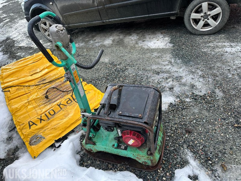 2012 Mikasa MVH 150G hoppetusse - Walzen: das Bild 1 2012 Mikasa MVH 150G hoppetusse - Walzen: das Bild 1