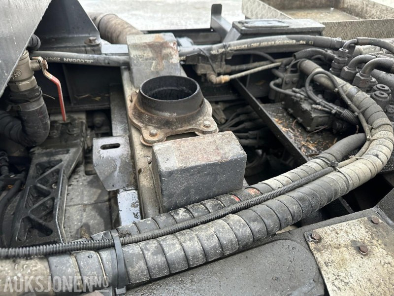 Kipper 2012 Scania R 730 6x4 - Brøyterigget tippbil: das Bild 16